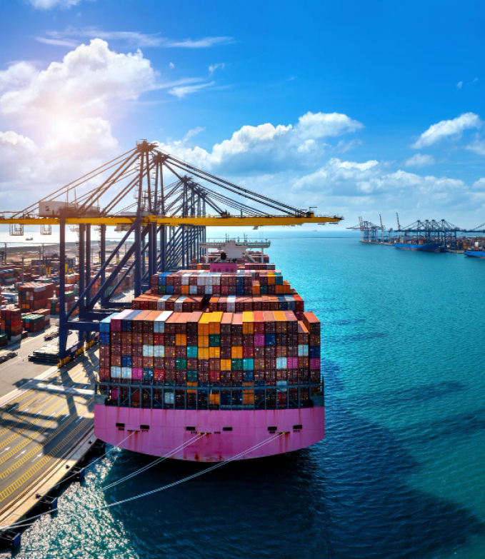 Imagem de um navio com containers